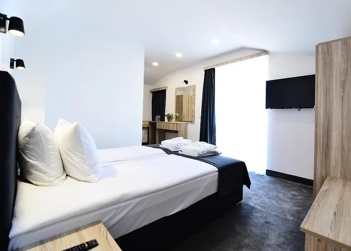 بيت ضيافة Hit Hot House