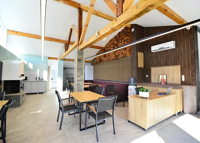 بيت ضيافة Hit Hot House ساندانسكي